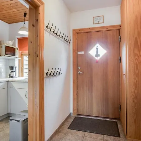 Holiday home Haushaelfte-7a-strandlaeufer-id-124