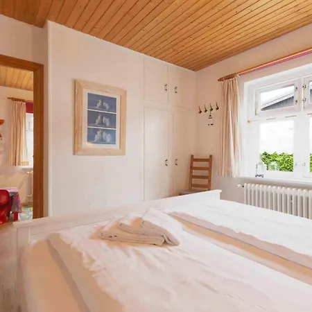 Haushaelfte 7a Strandlaeufer Id 124 * ザンクト・ペーター・オルディング